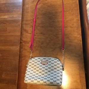 Michael kors crossbody